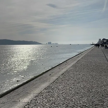 Apartment Amazing Apto Great Lisbon Location! *